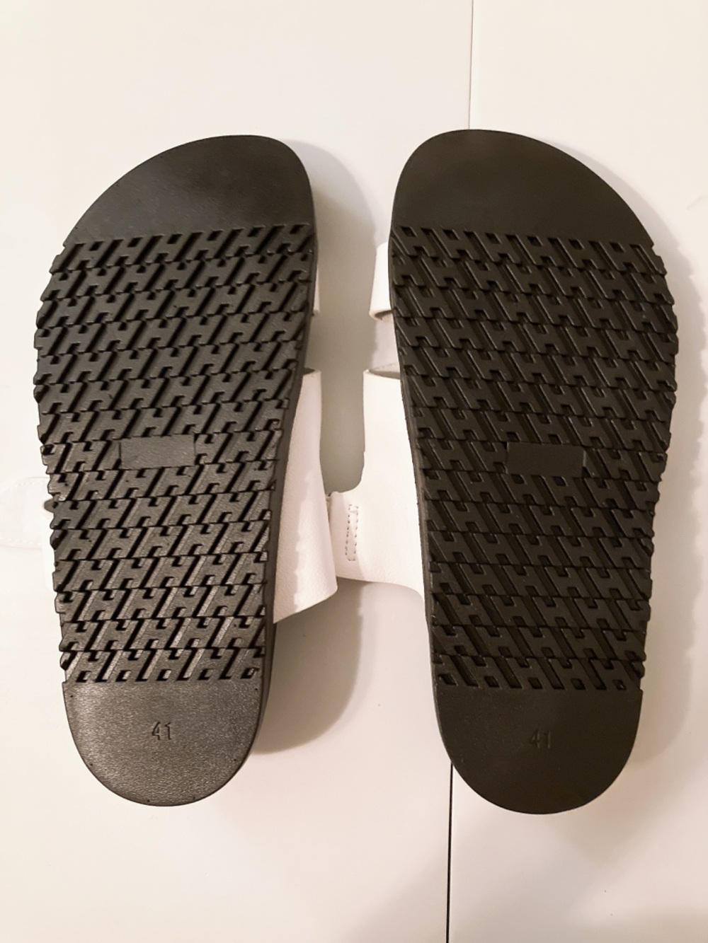 H-Cut-Out Designer Chypre-Style (Hermes) Slides Sandals Women’s 9/10 - Picture 9 of 11